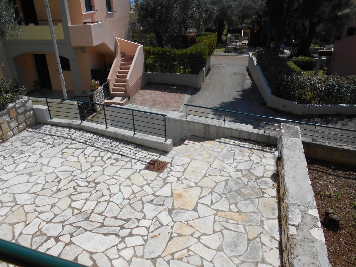 Lukia Barbati Mare Villa Exteriör bild